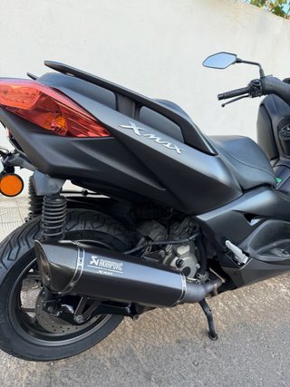 Yamaha XMAX 300 cc Negra