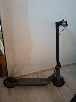Patinete Eléctrico Negro