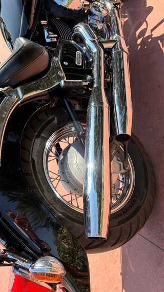 Yamaha Drag Star 650 Custom Negra