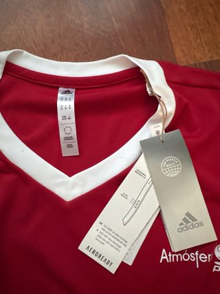 Camiseta Adidas Roja Talla XL aeroready