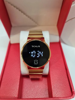 Reloj Tous Táctil Dorado y Negro