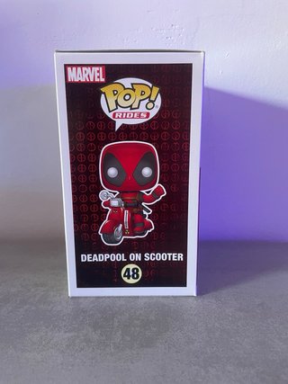 Funko Pop! Deadpool 48 en Scooter