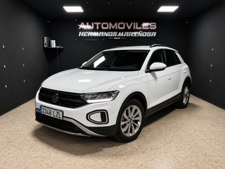 VOLKSWAGEN T-ROC 1.5 TSI 150 CV DSG · 5.500 KM