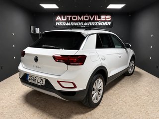 VOLKSWAGEN T-ROC 1.5 TSI 150 CV DSG · 5.500 KM