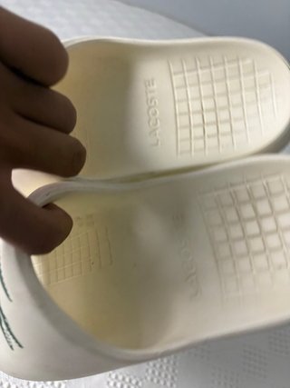Chanclas Lacoste