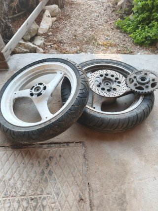 Ruedas Suzuki GS500 con discos y piñón
