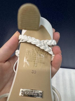 Sandalias de tacón Guess Bingo (FL6BNGELE03) –