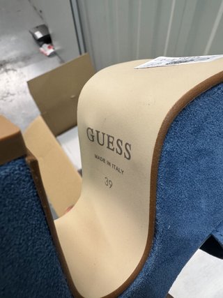 Sandalias de plataforma Guess – Ante azul denim,