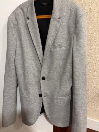 Americana Zara Gris Talla M, lavable, muy ponible