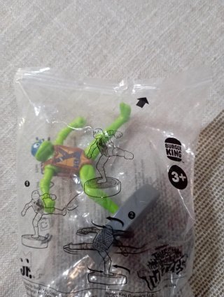 Figura Leonardo Tortugas Ninja Burger King