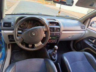 Renault Clio 2003