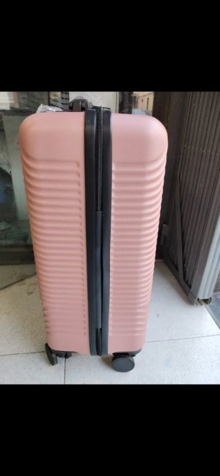Maletas medianas y pequeñas color rosa