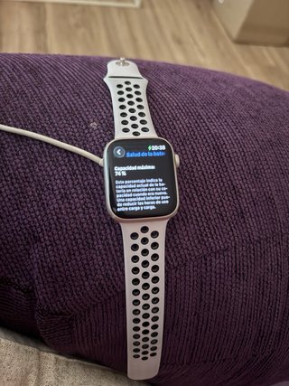 Apple Watch Series 7 Nike 45mm Plata