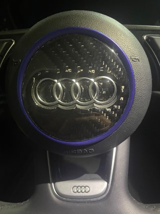 Volante casi nuevo,deportivo de Audi