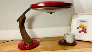 Lámpara FASE President roja pie de madera