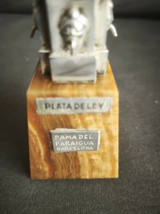 Figura Dama Paraguas Barcelona Plata de Ley 915