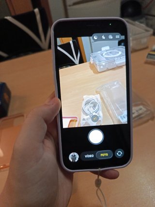 vendo ihpone 12 negro de 128 gb y 8 ram