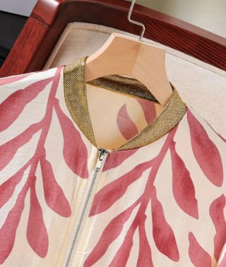 Cazadora Estilo Bomber con Estampado Floral