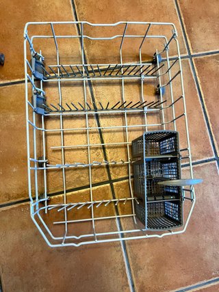 Rejillas y cesta lavavajillas Bosch 45cm