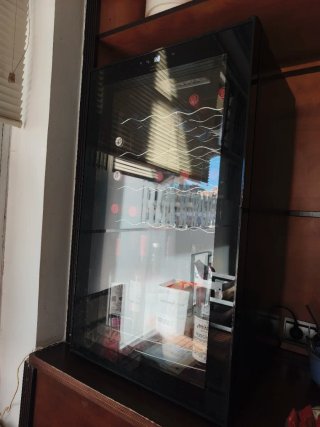 Vinoteca Cecotec 34 botellas
