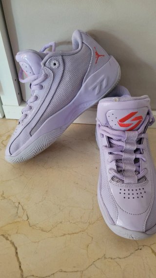 Zapatillas Baloncesto Jordan Luka 77 Morad