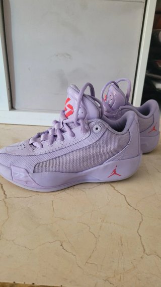 Zapatillas Baloncesto Jordan Luka 77 Morad