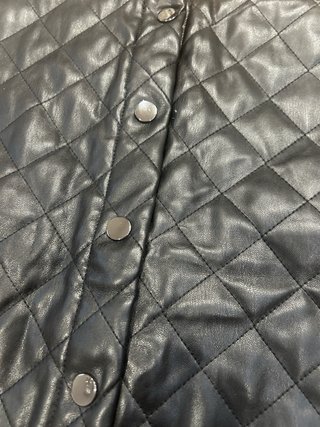 Falda mini acolchada Stradivarius Talla M