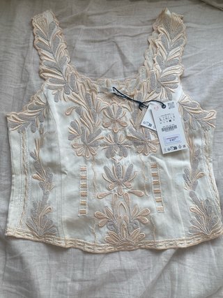 Top bordado Zara Beige/Blanco Talla L
