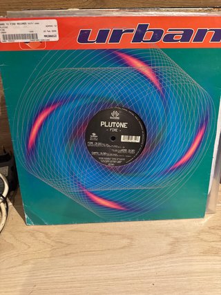 Plutone - Fire (Vinilo 12)