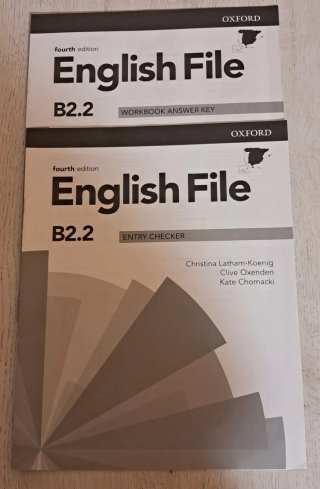 ENGLISH FILE B2.2 Students Book with Key OXFORD