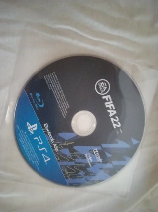 Lote 3 Juegos PS4: FIFA 20, 22 y Winning Eleven