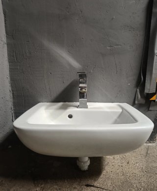 Lavabo Gala blanco. Tamaño reducido.
