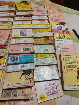 Lote de 52 novelas del oeste