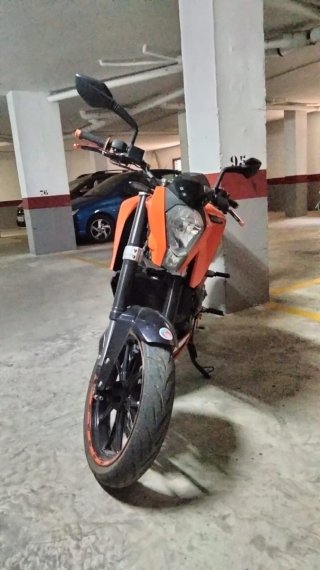 KTM 125 4T NAKED