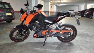 KTM 125 4T NAKED