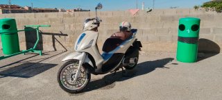 Piaggio Beverly 125cc Maxi Scooter