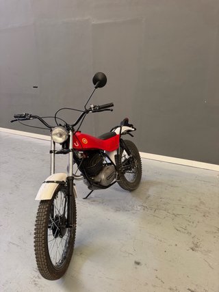 Montesa Cota 74 Trial Roja y Blanca