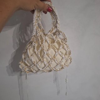 Borsa uncinetto bianca e oro con sacchetto