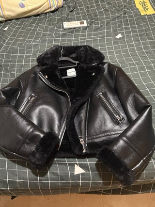 Chaqueta Bershka Negra Mujer talla s-m