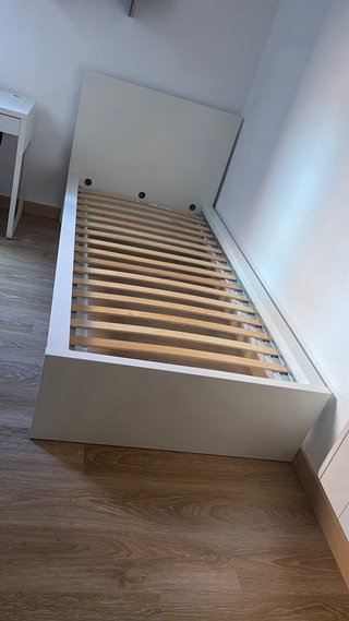 Cama IKEA 90x190 con somier incluido