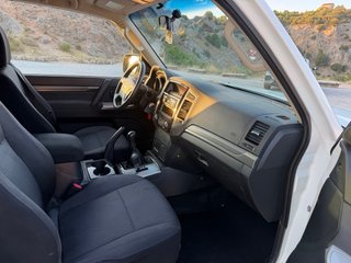 Mitsubishi Montero 2015
