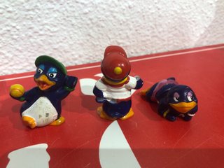Figuras Kinder Pingüinos