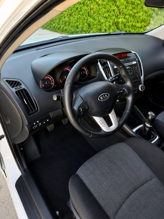 KIA Ceed 2012