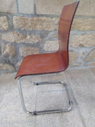 Silla madera y metal marrón