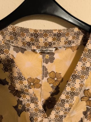 Camisa sin mangas estilo asiático floral