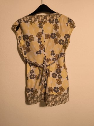 Camisa sin mangas estilo asiático floral