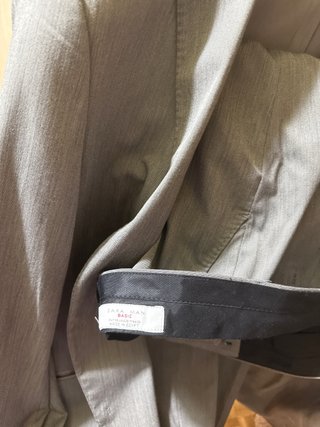 Traje Zara Gris Hombre Nuevo. Talla 46
