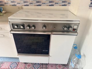 Cocina AEG Gas Horno Eléctrico Deluxe