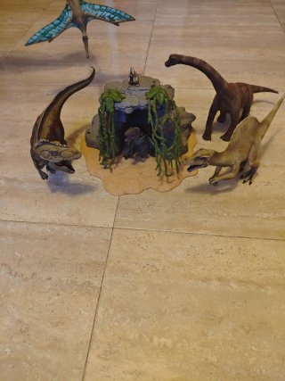 Lote Dinosaurios Schleich/Papo + Cueva y extras
