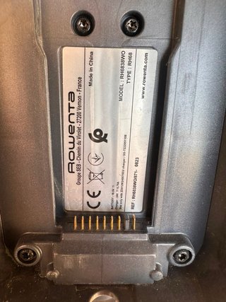 Aspirador escoba Rowenta cargador incluido